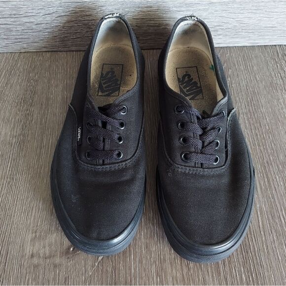 Black Low Top Vans Unisex Men 6 Women 7.5 - Picture 3 of 10